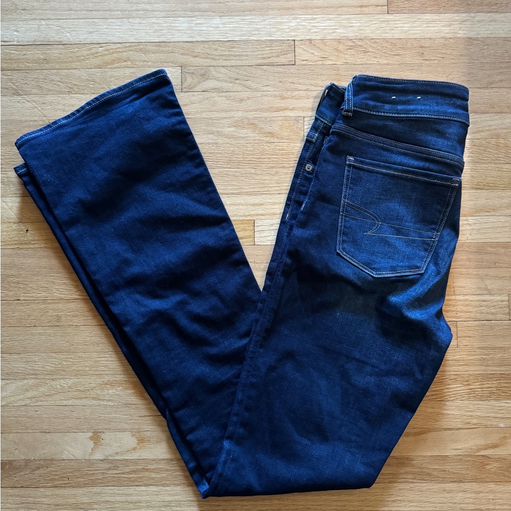 EUC American Eagle Outfitters/AEO Artist Hi-Rise Flare Jeans Size 8 X-Long